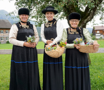 Kneippclub Sibra Kraeuterweihe 2019  (1)